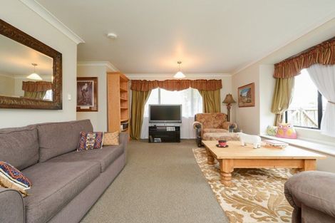 Photo of property in 84 Cumberland Drive, Flagstaff, Hamilton, 3210