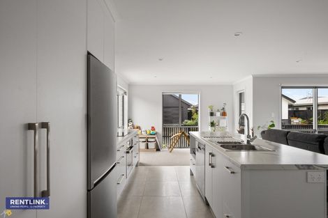 Photo of property in 6 Salers Lane, Papamoa, 3118