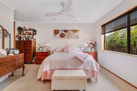 Photo of property in 1/32 Riverside Road, Orewa, 0931