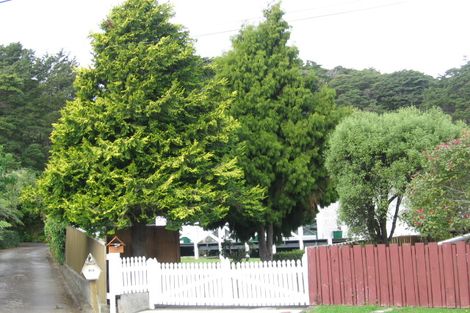 Photo of property in 10 Birch Grove, Pinehaven, Upper Hutt, 5019