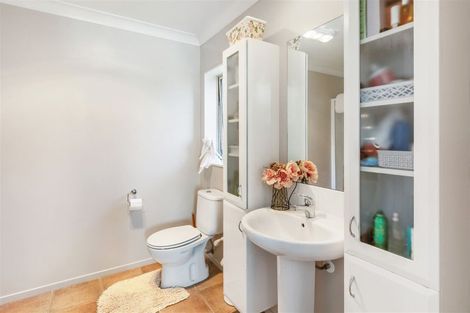 Photo of property in 5 Amoka Crescent, Parklands, Christchurch, 8083