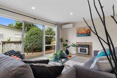 Photo of property in 17 Jonathon Street, Brookfield, Tauranga, 3110