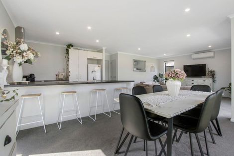 Photo of property in 19 Opou Place, Katikati, 3129