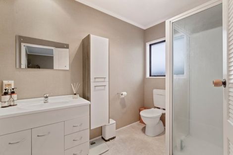 Photo of property in 42 Petrie Street, Pomare, Rotorua, 3015