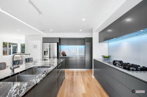 Photo of property in 2a Bloomfield Terrace, Hutt Central, Lower Hutt, 5010