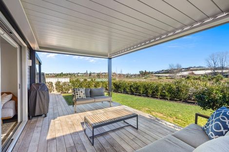 Photo of property in 74 Saint Pauls Drive, Brookfield, Tauranga, 3110