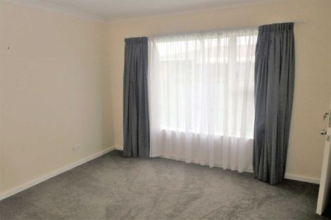 Photo of property in 11 Valerie Place, Redwood, Christchurch, 8051