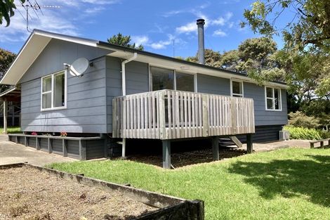 Photo of property in 21 West Harbour Drive, West Harbour, Auckland, 0618