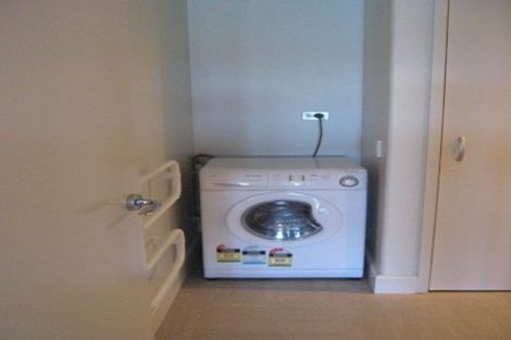 Photo of property in Shelley Bay Terraces, 1/61 Maupuia Road, Maupuia, Wellington, 6022