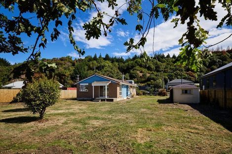 Photo of property in 21 Torquay Street, Kaikoura, 7300