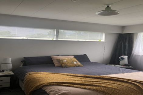 Photo of property in 25 Moreton Road, Carterton, 5713