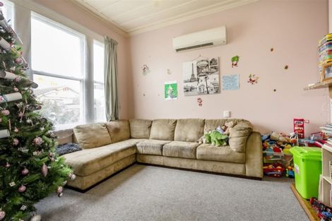 Photo of property in 123 Bay View Road, South Dunedin, Dunedin, 9012