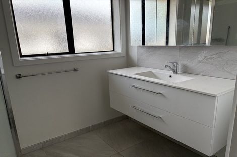 Photo of property in 8 Ariel Place, Aranui, Christchurch, 8061