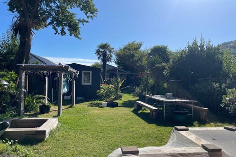 Photo of property in 56 Colenso Street, Sumner, Christchurch, 8081