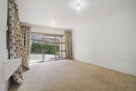 Photo of property in 1/78 Bentley Avenue, Glenfield, Auckland, 0629