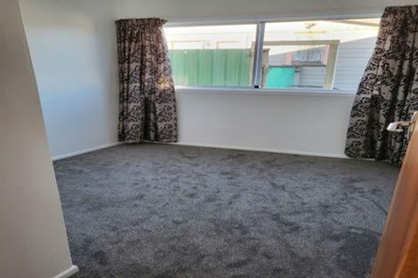 Photo of property in 21 Tarawera Road, Johnsonville, Wellington, 6037