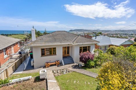Photo of property in 48 Tomahawk Road, Andersons Bay, Dunedin, 9013