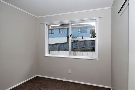 Photo of property in 16 Orton Street, Glenfield, Auckland, 0627