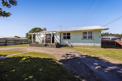 Photo of property in 60 Kapuni Street, Manaia, 4612