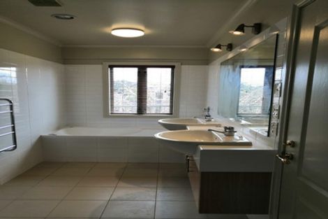 Photo of property in 115f Remuera Road, Remuera, Auckland, 1050