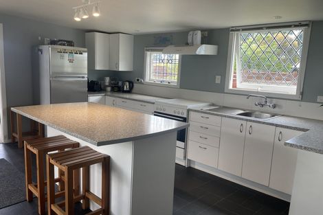 Photo of property in 32 Chamberlain Avenue, Amberley, 7481