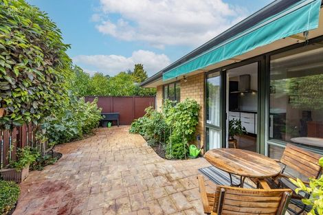 Photo of property in 2/156 Blighs Road, Strowan, Christchurch, 8052