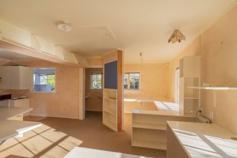 Photo of property in 16 Hamilton Crescent, Whitianga, 3510