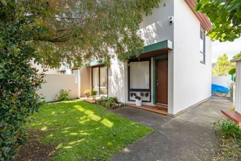 Photo of property in 28 Mcbain Grove, Avalon, Lower Hutt, 5011
