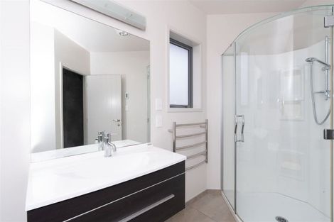 Photo of property in 68 Waitarere Rise Avenue, Waitarere, Levin, 5510