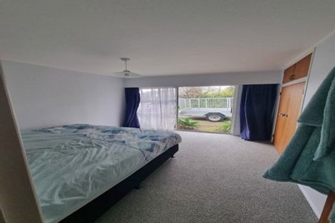 Photo of property in 19 Cascades Road, Pakuranga Heights, Auckland, 2010