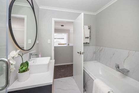 Photo of property in 36 Mccorquindale Drive, Flagstaff, Hamilton, 3210