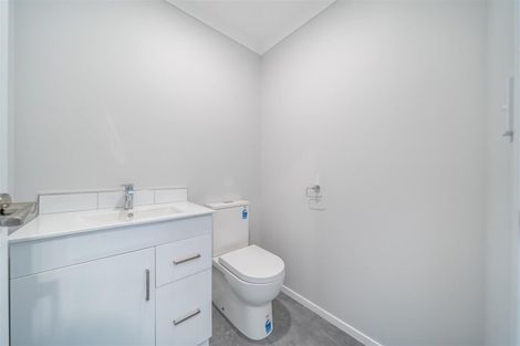 Photo of property in 4c Pohutukawa Street, Woburn, Lower Hutt, 5010