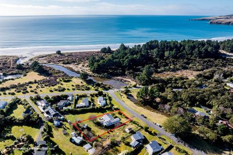 Photo of property in 73 Driver Street, Long Beach, Port Chalmers, 9081