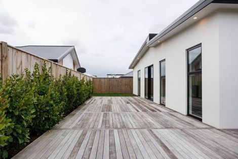 Photo of property in 61 Freedom Drive, Kelvin Grove, Palmerston North, 4414