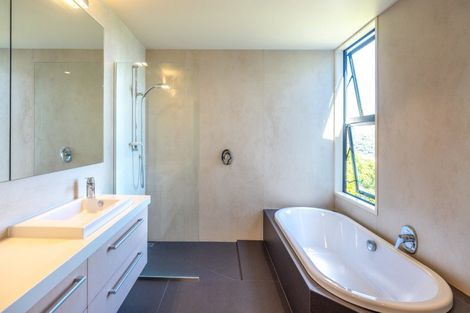 Photo of property in 122 Delamore Drive, Oneroa, Waiheke Island, 1081