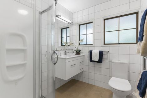 Photo of property in 7 Luana Way, Bucklands Beach, Auckland, 2014