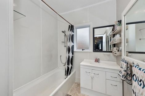 Photo of property in 44 Snell Street, Morrinsville, 3300