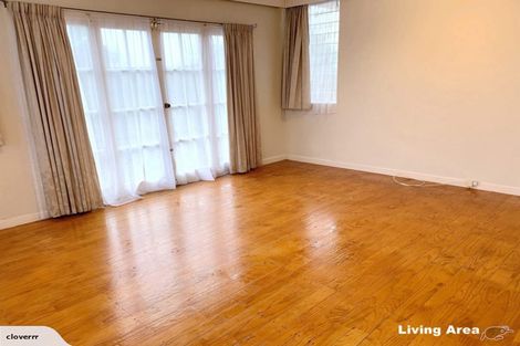 Photo of property in 37 Royal Road, Massey, Auckland, 0614