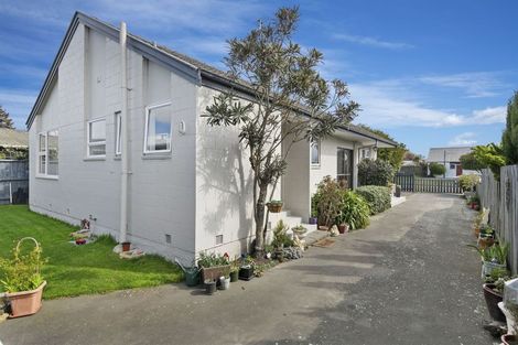 Photo of property in 90 Perry Street, Papanui, Christchurch, 8053