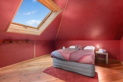 Photo of property in 10 Mckerrow Place, Sunshine Bay, Queenstown, 9300