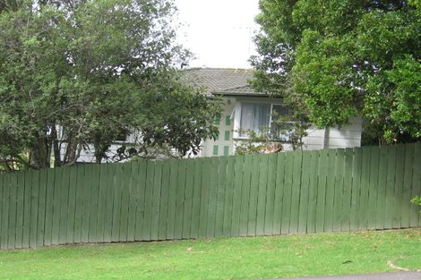 Photo of property in 17 Bellringer Road, Massey, Auckland, 0614