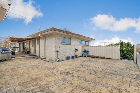 Photo of property in 9 Rhonda Place, Opaheke, Papakura, 2113