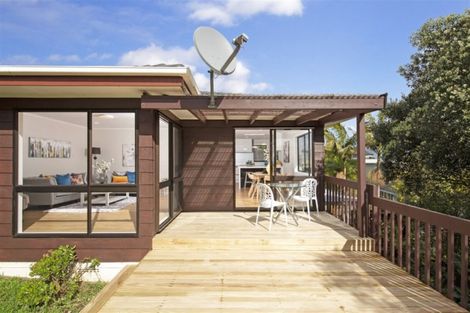 Photo of property in 1/6 Colum Place, Bucklands Beach, Auckland, 2014