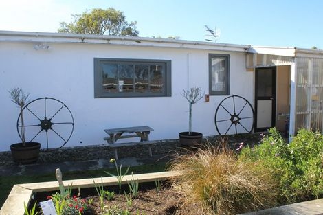 Photo of property in 18 Carlson Street, Dannevirke, 4930