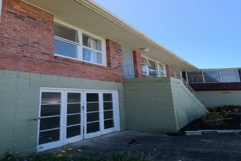 Photo of property in 2/7 Hastings Road, Mairangi Bay, Auckland, 0630