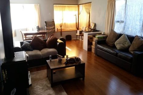 Photo of property in 2/409 West Coast Road, Glen Eden, Auckland, 0602