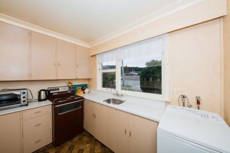 Photo of property in 49 Newcastle Street, Clyde, 9330