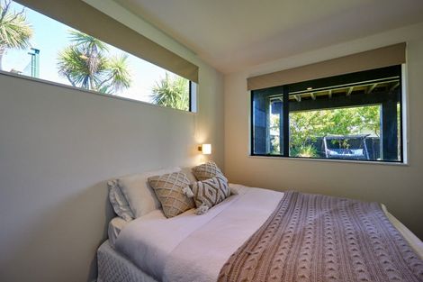 Photo of property in 17 Kotare Place, South Bay, Kaikoura, 7300