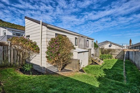 Photo of property in 6 Trent Street, Island Bay, Wellington, 6023