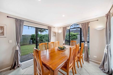 Photo of property in 21a Edmund Hillary Avenue, Papakura, 2110